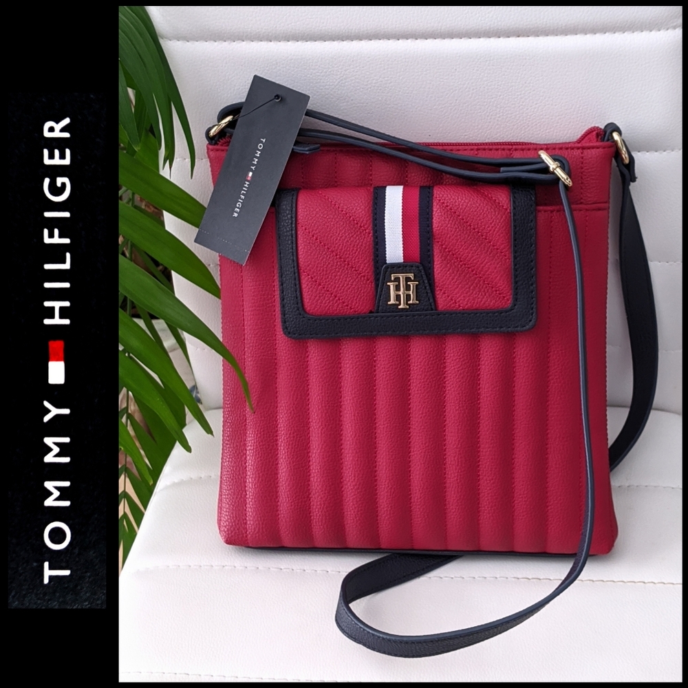 NWT TOMMY HILFIGER BAG